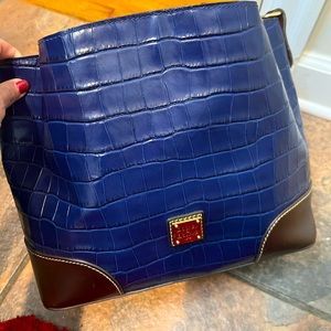 Dooney & Bourke Oakdale Brenna handbag.
